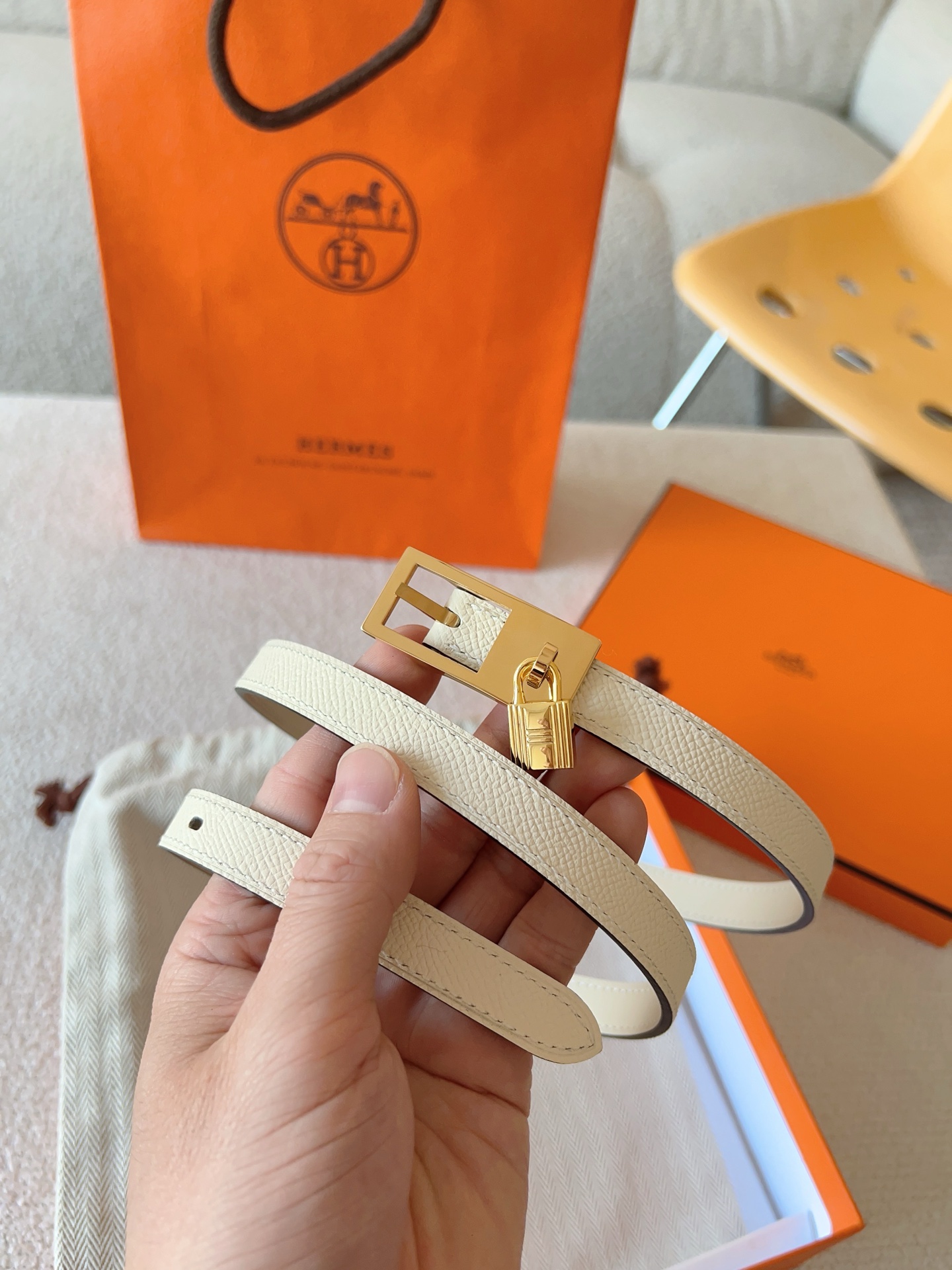 HERMES 010210