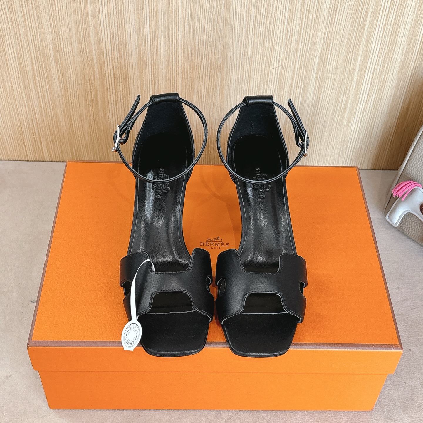 HERMES 01039