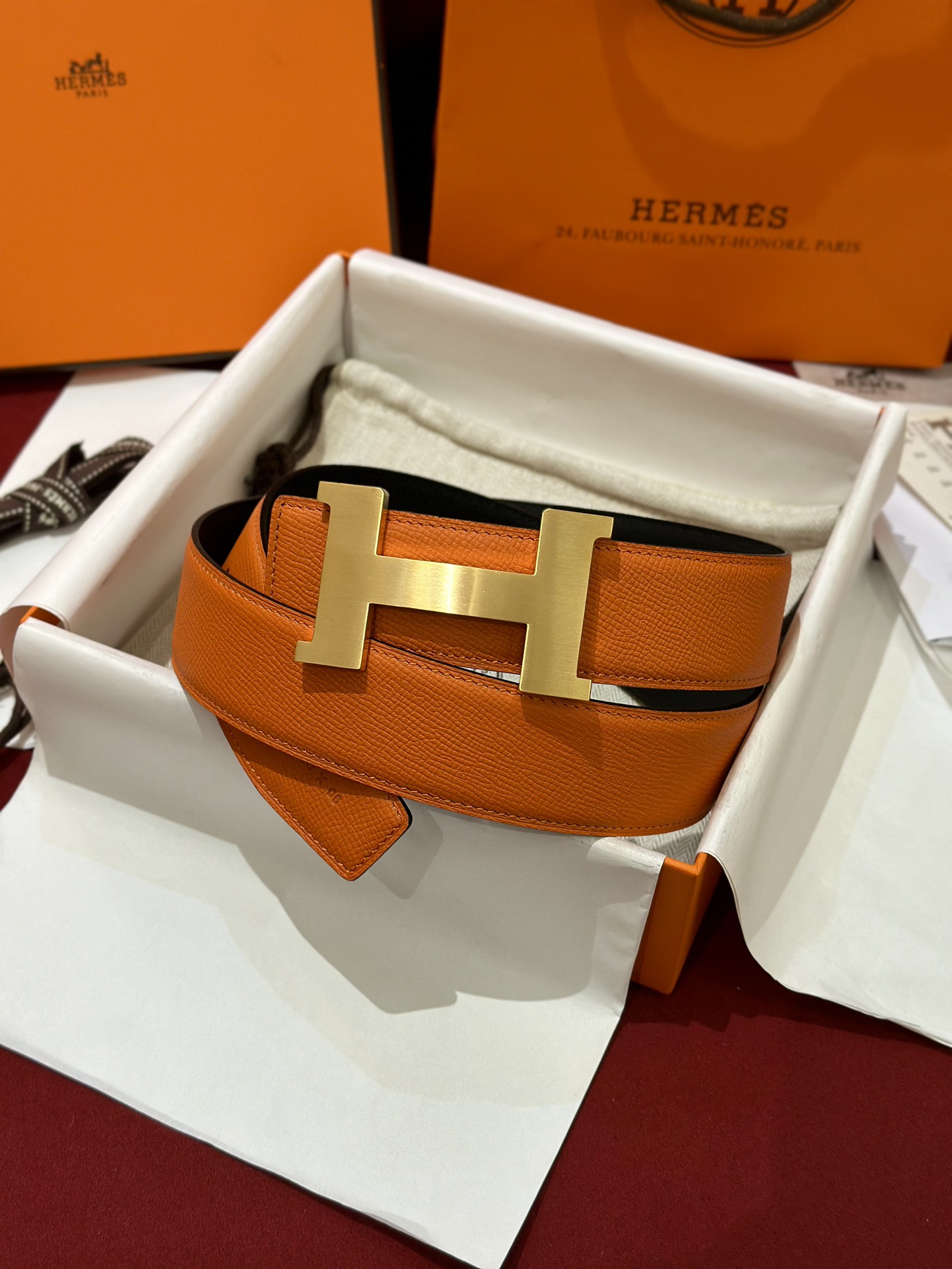Hermes  01106