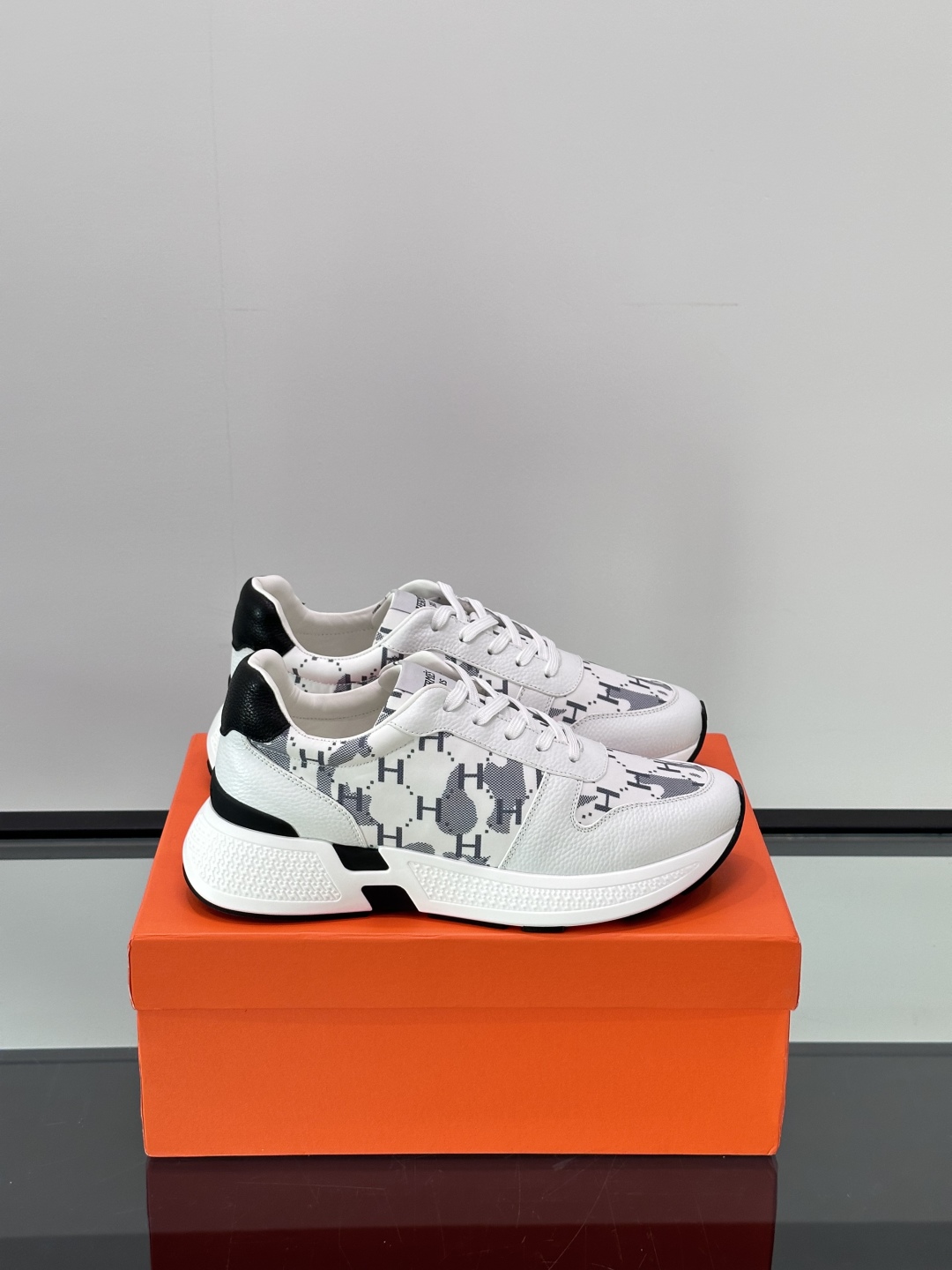 HERMES 01129