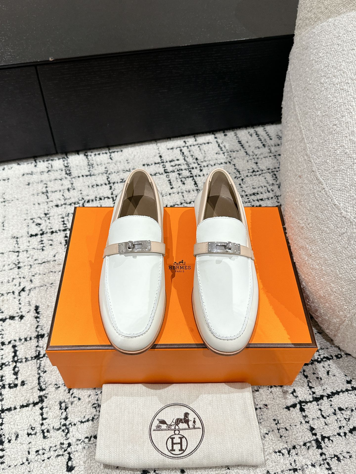 HERMES 01139