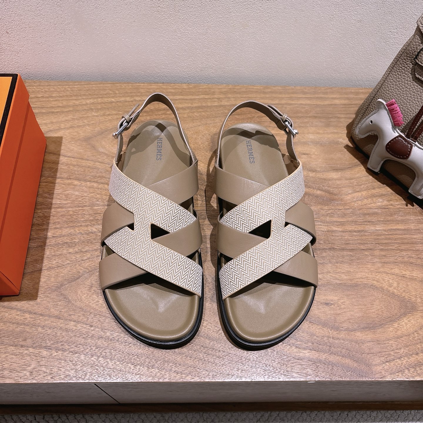 HERMES 01449