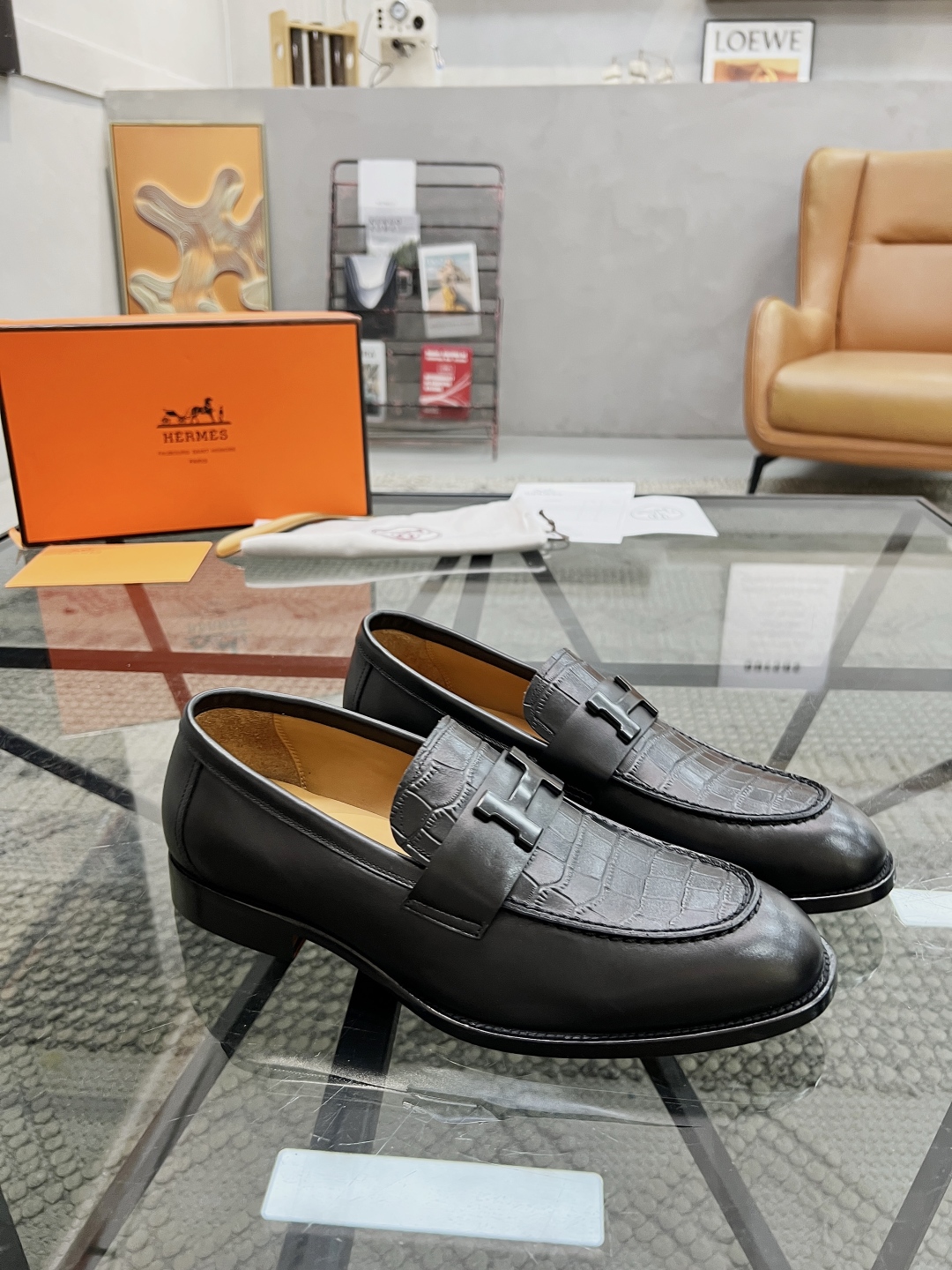 HERMES 01669