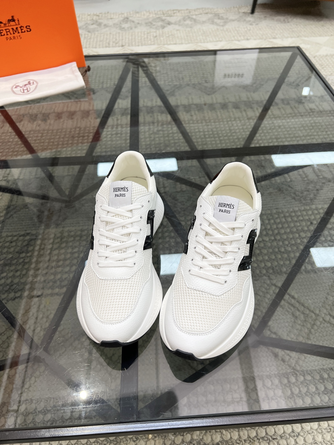 HERMES 01709