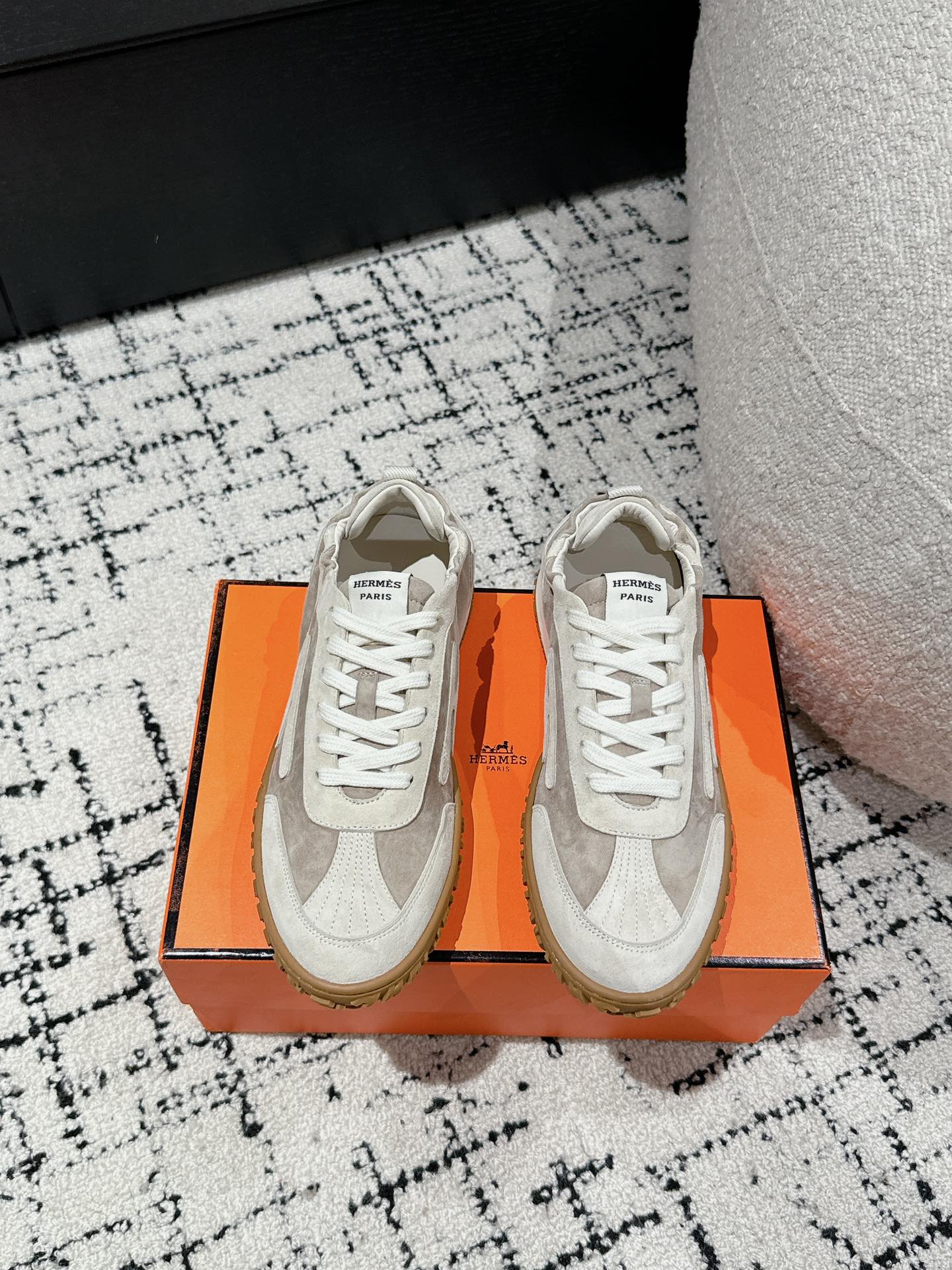HERMES 01719