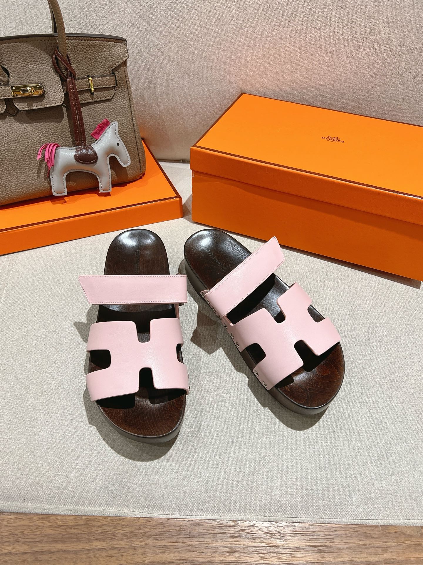 HERMES  01769