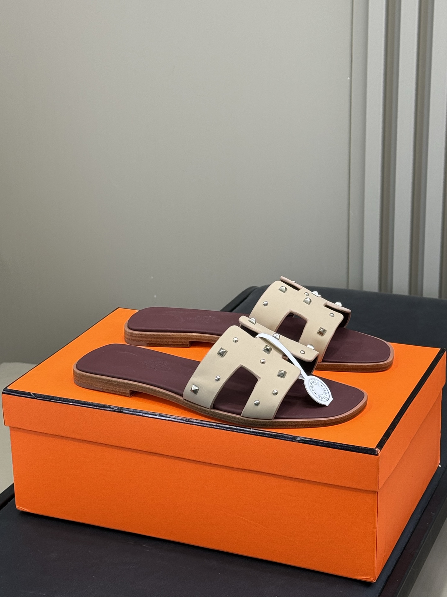 HERMES 01799