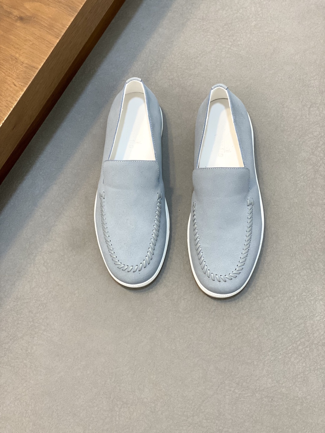 HERMES 01799