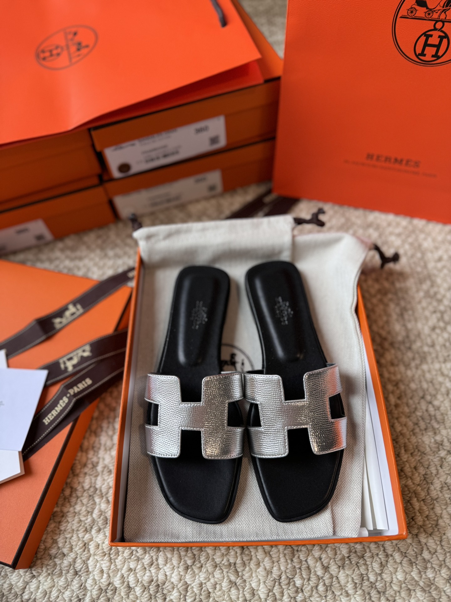 HERMES 01819