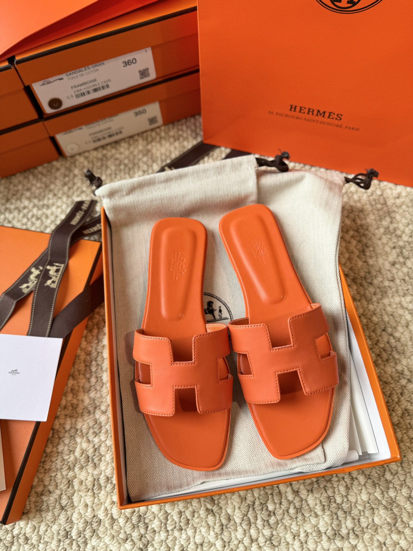 HERMES 01879