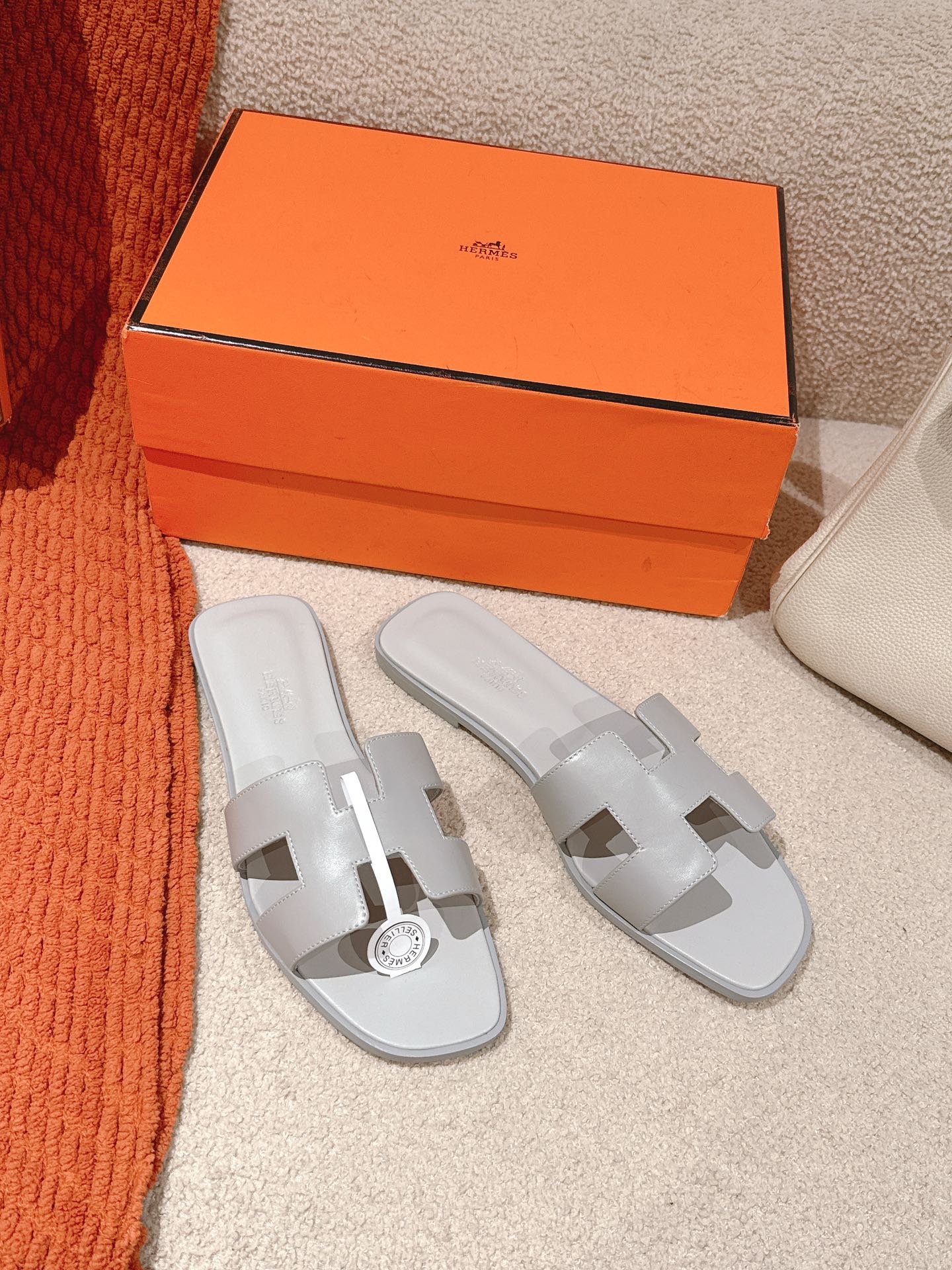 HERMES 02069