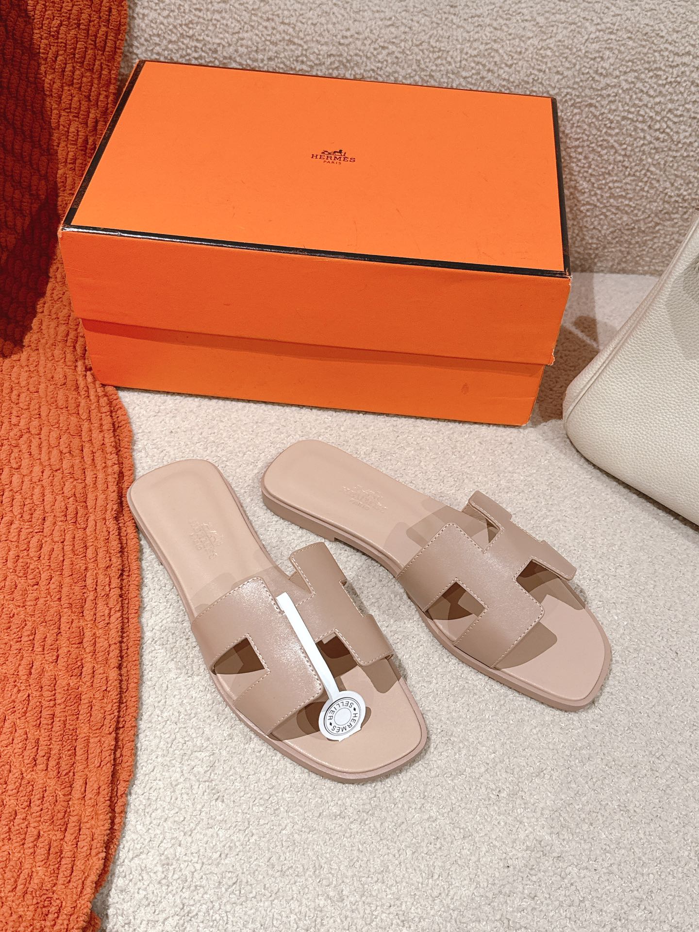 HERMES 02119