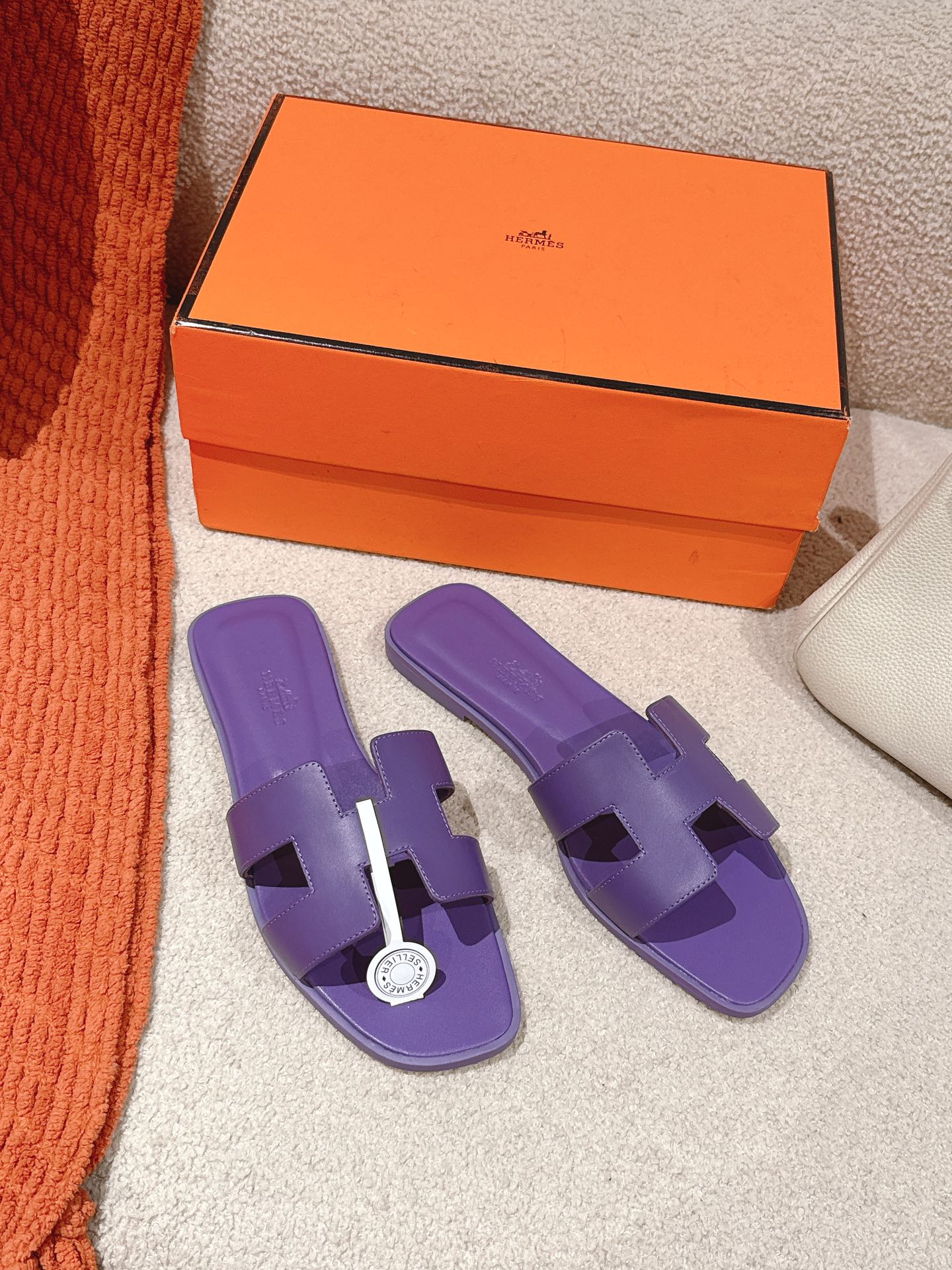HERMES 02189