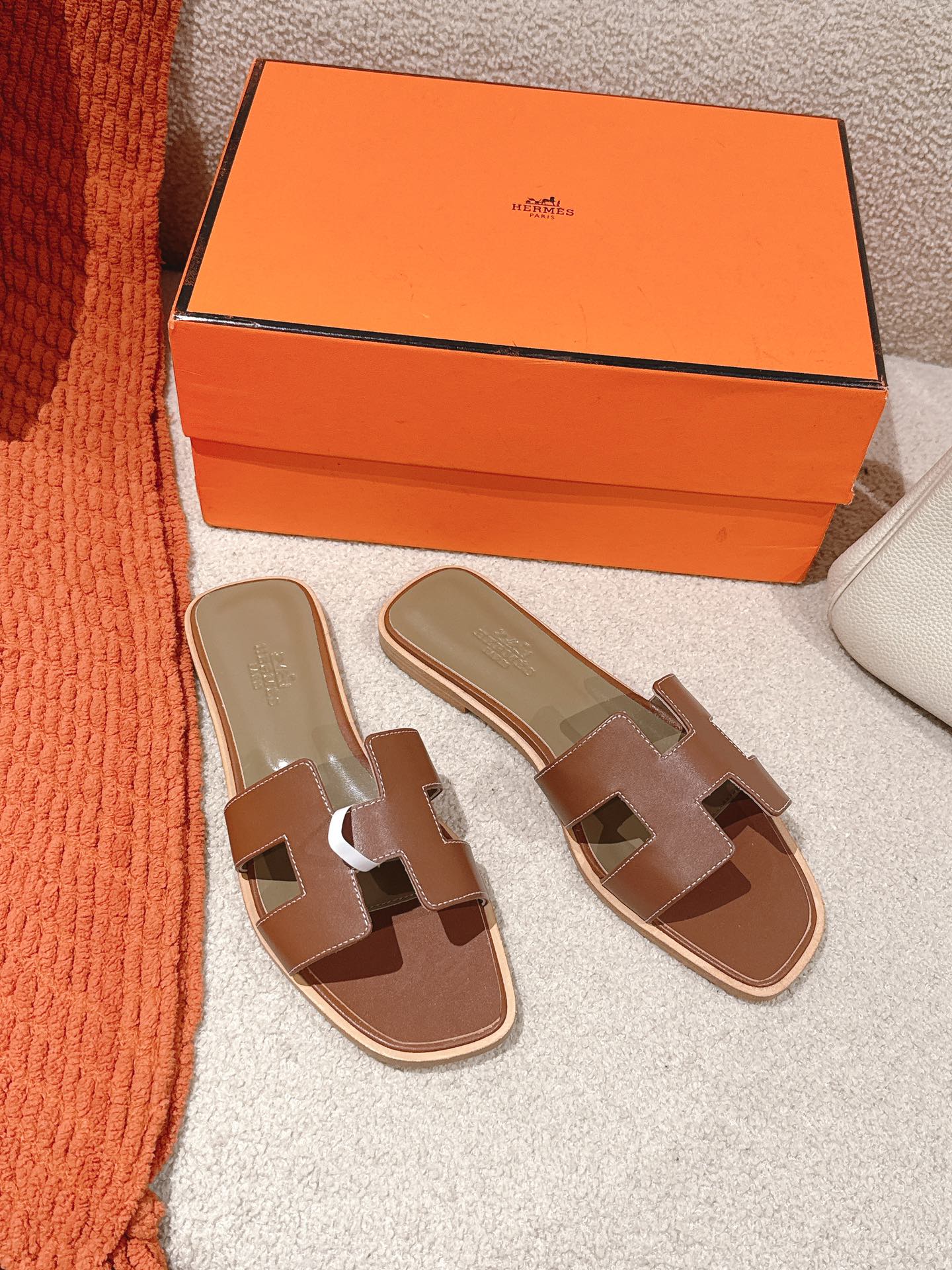 HERMES 02229