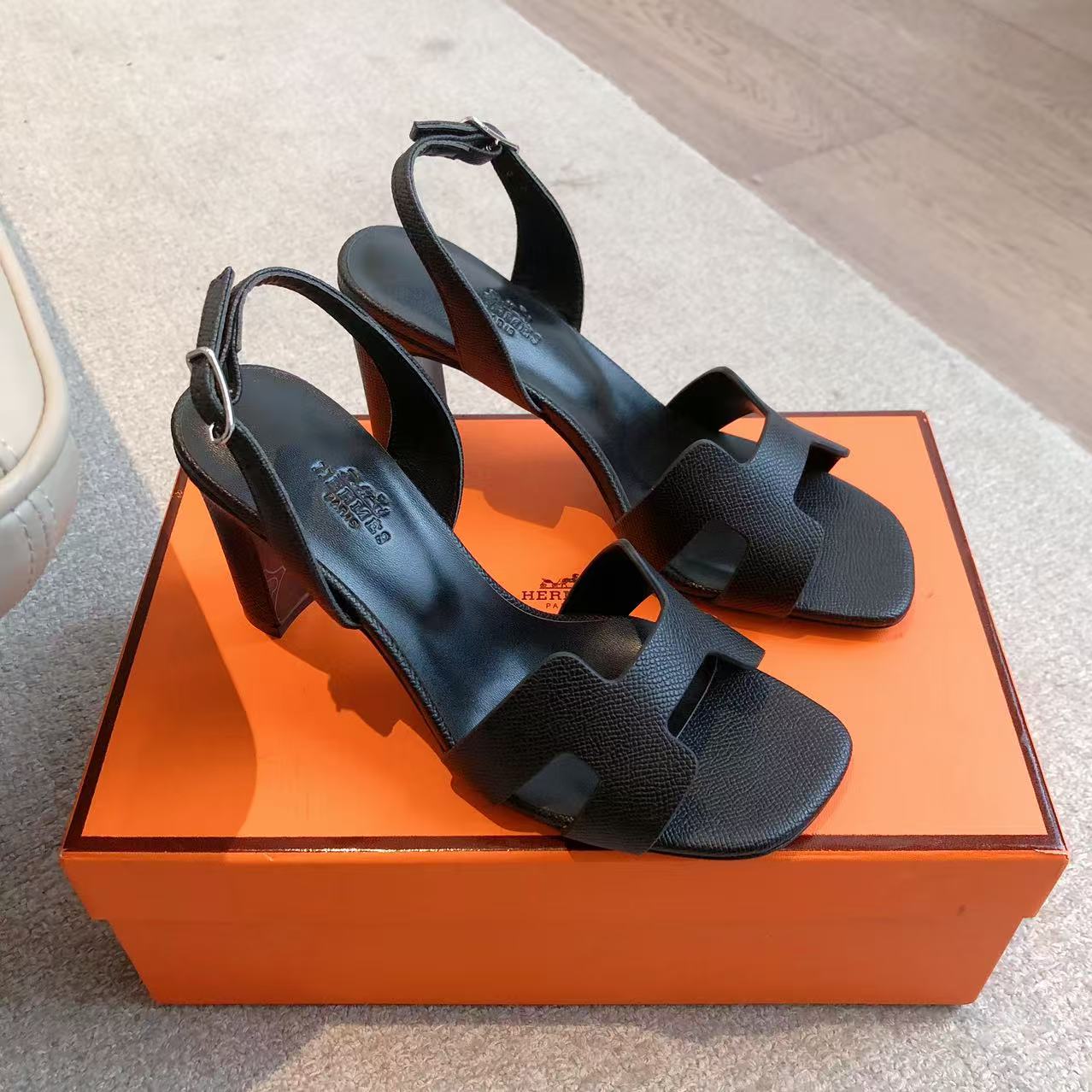 HERMES   0229