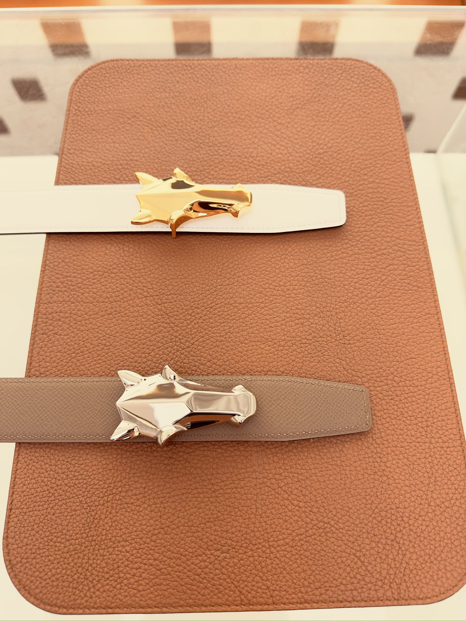 HERMES 0236