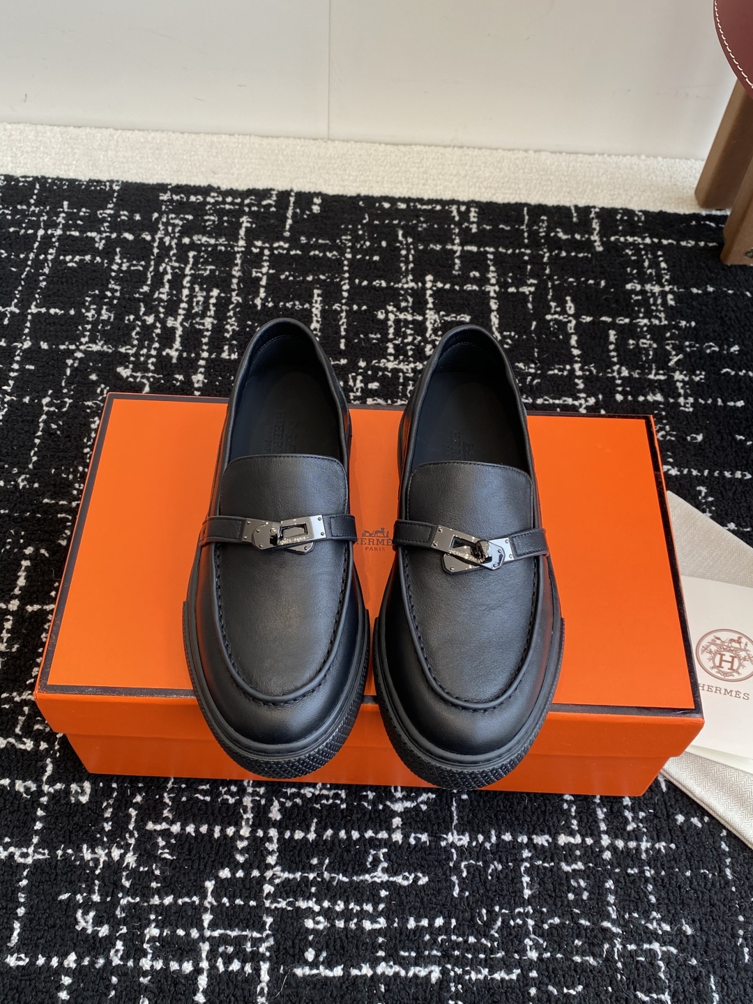 HERMES 02739