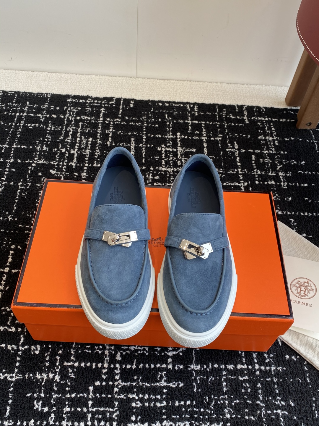 HERMES 02779