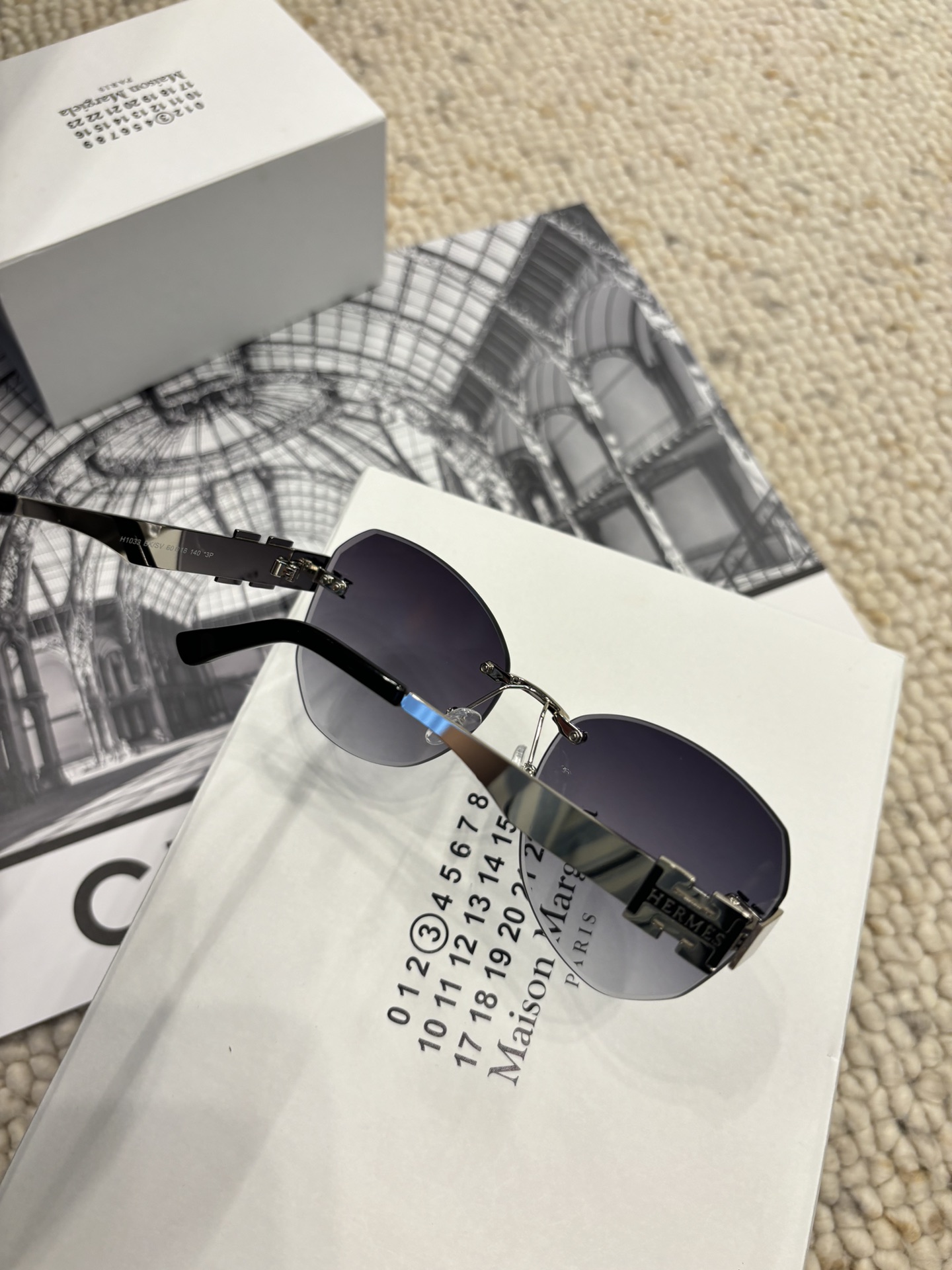 HREMES 00039