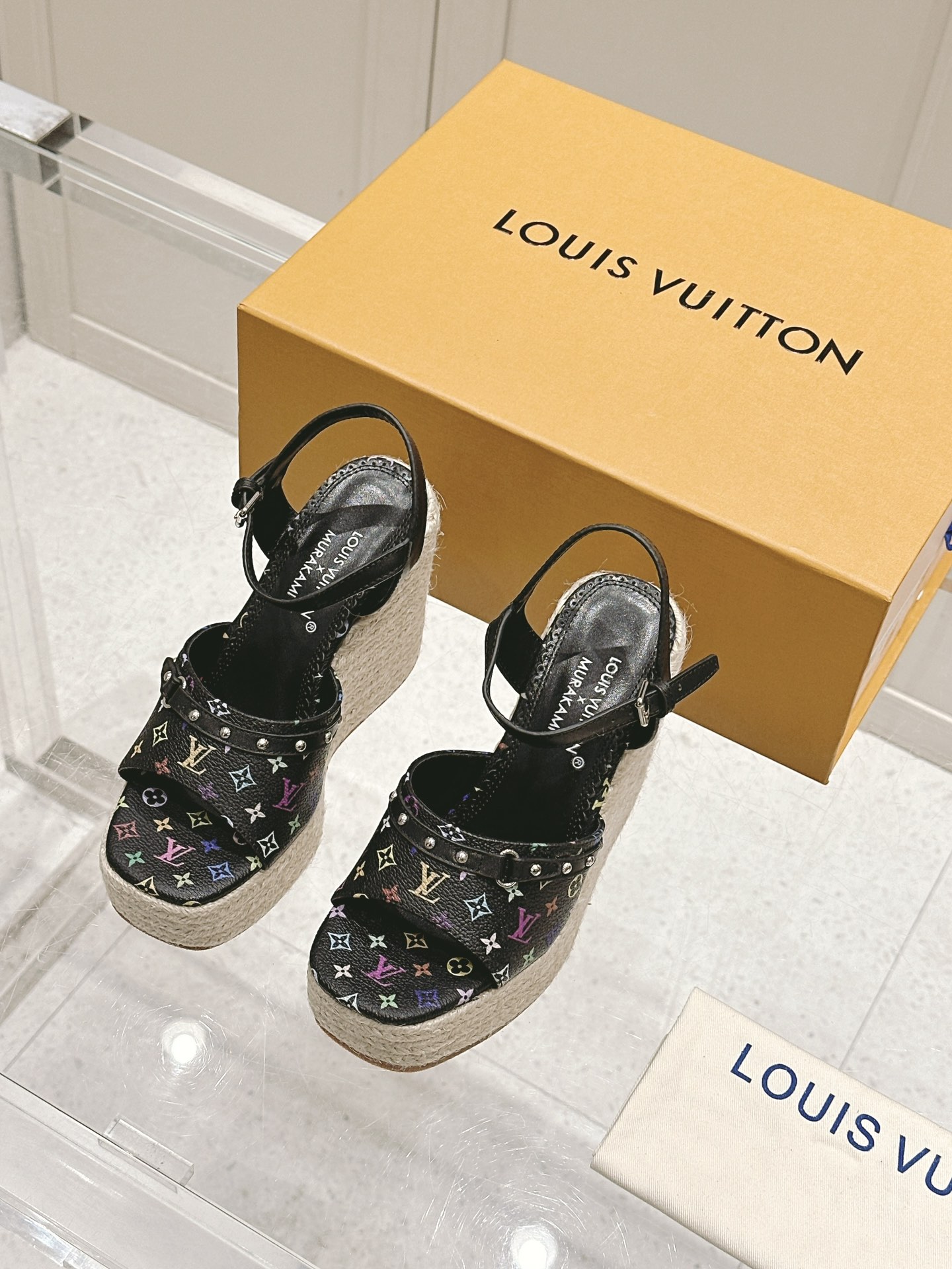 LV 00019