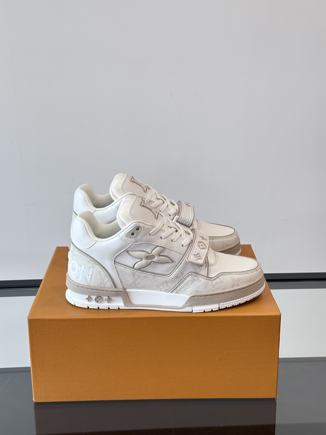 LV 00019