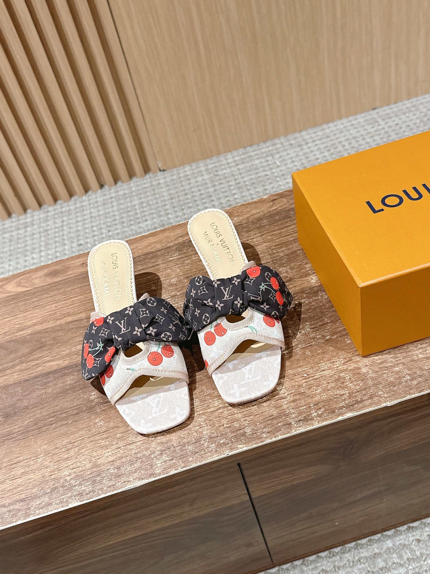 LV 00049