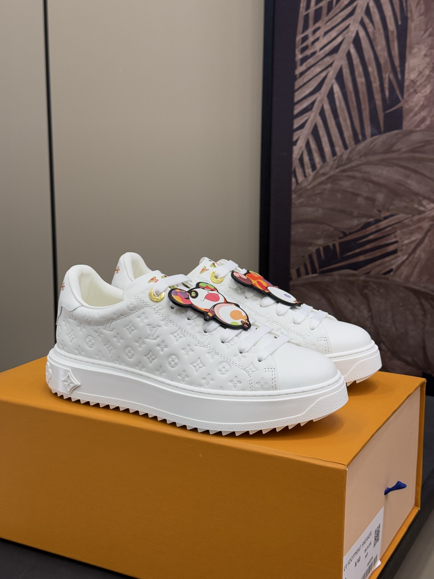 LV 00129