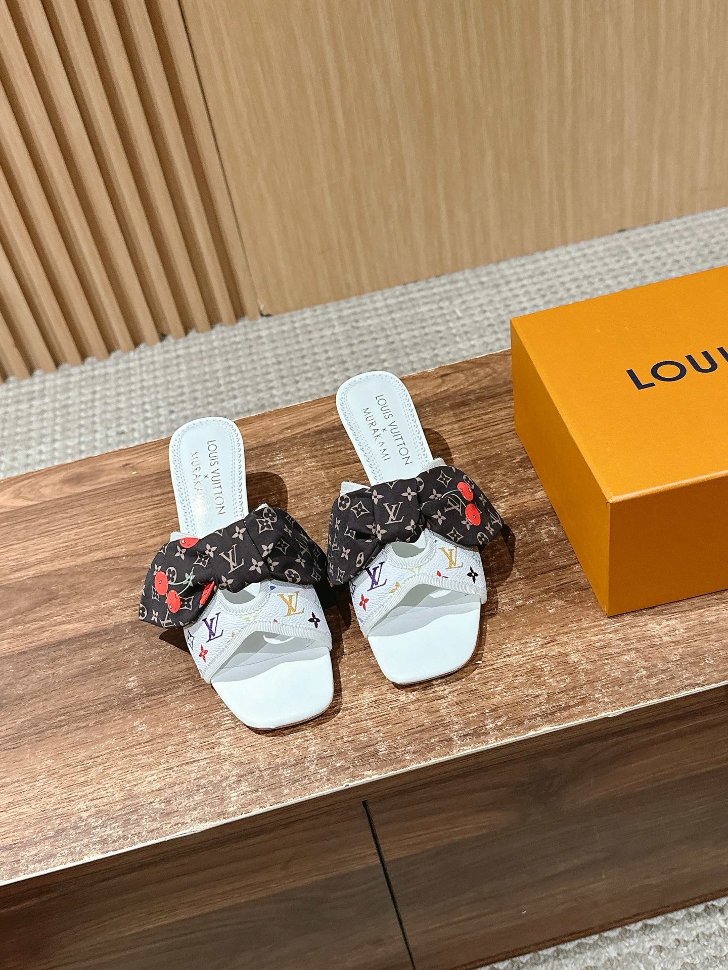 LV 00129