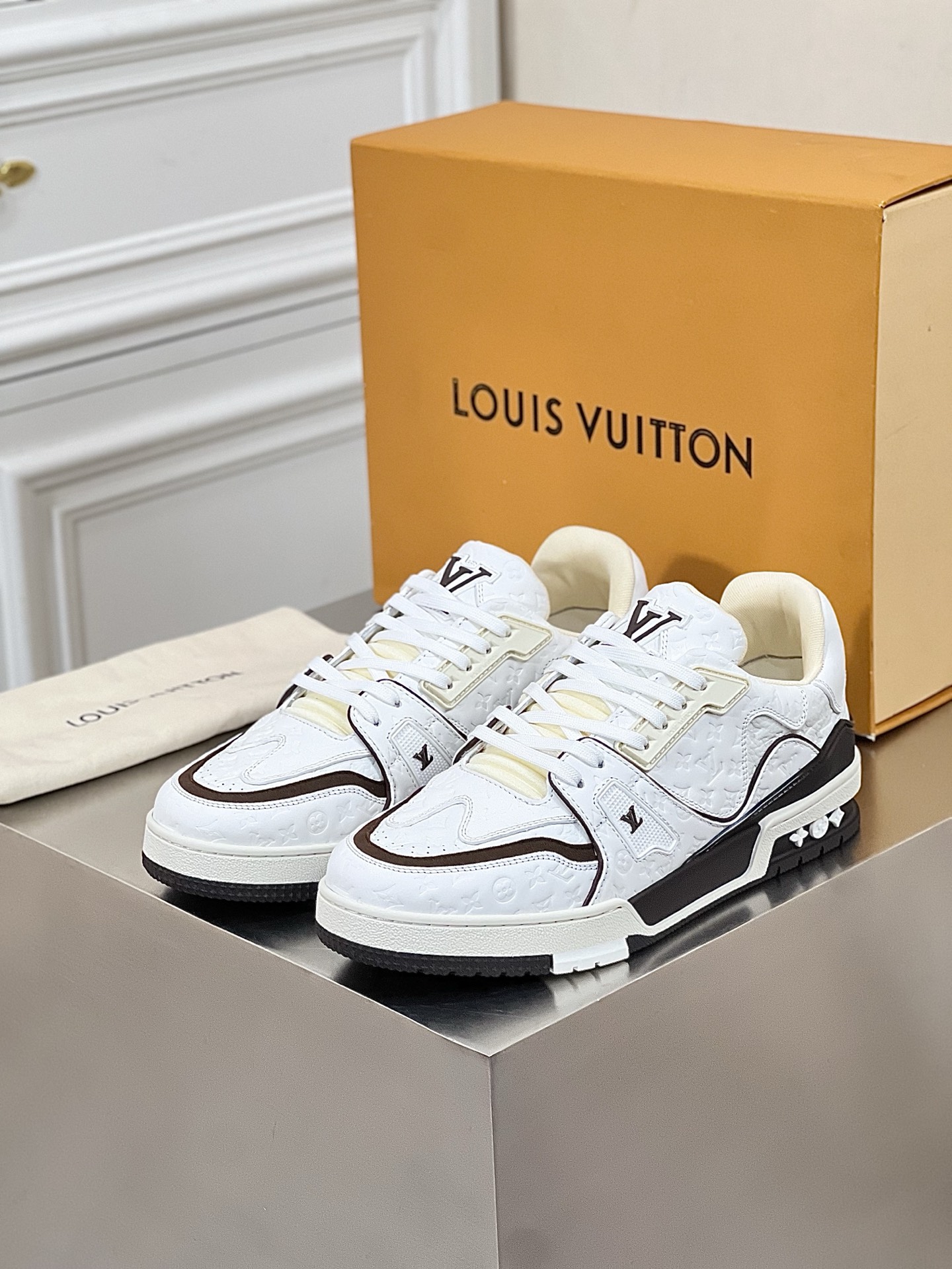 LV 00139