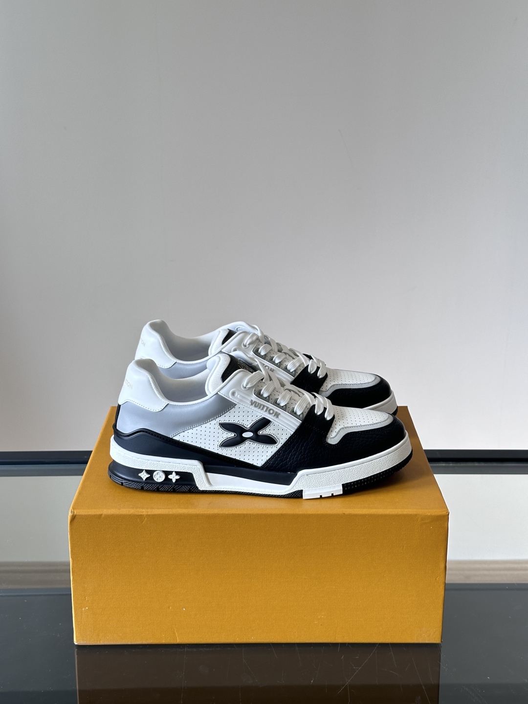 LV  00149