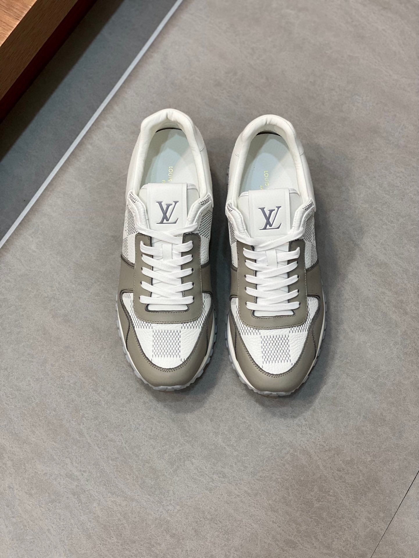 LV 00149