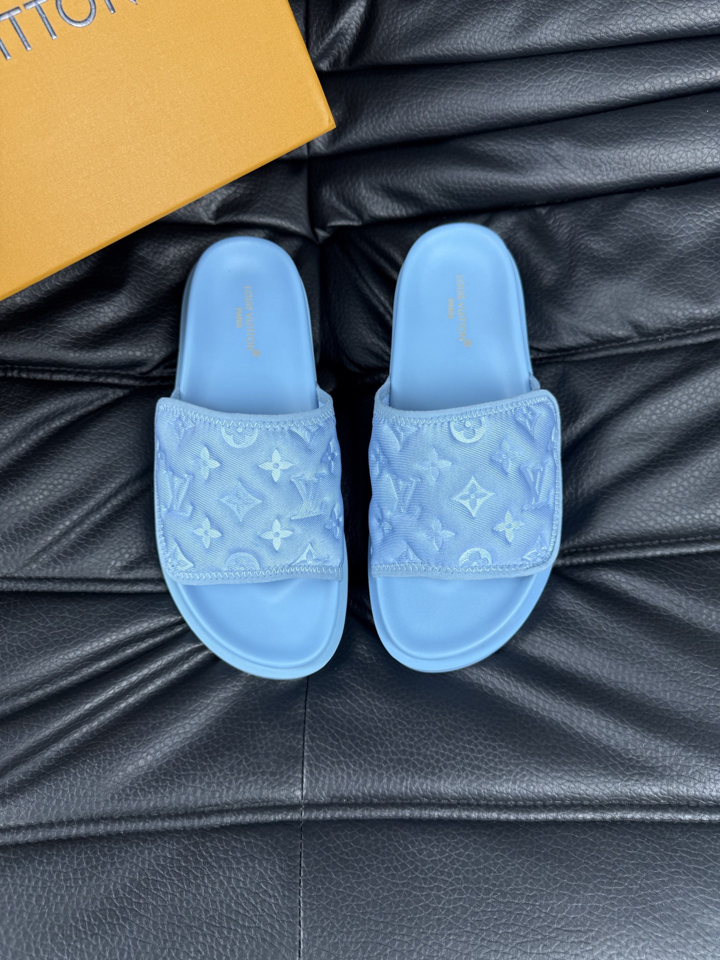 LV 00189