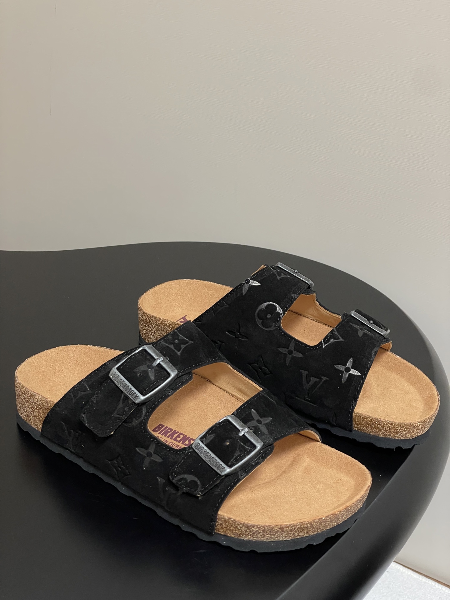 LV 00239