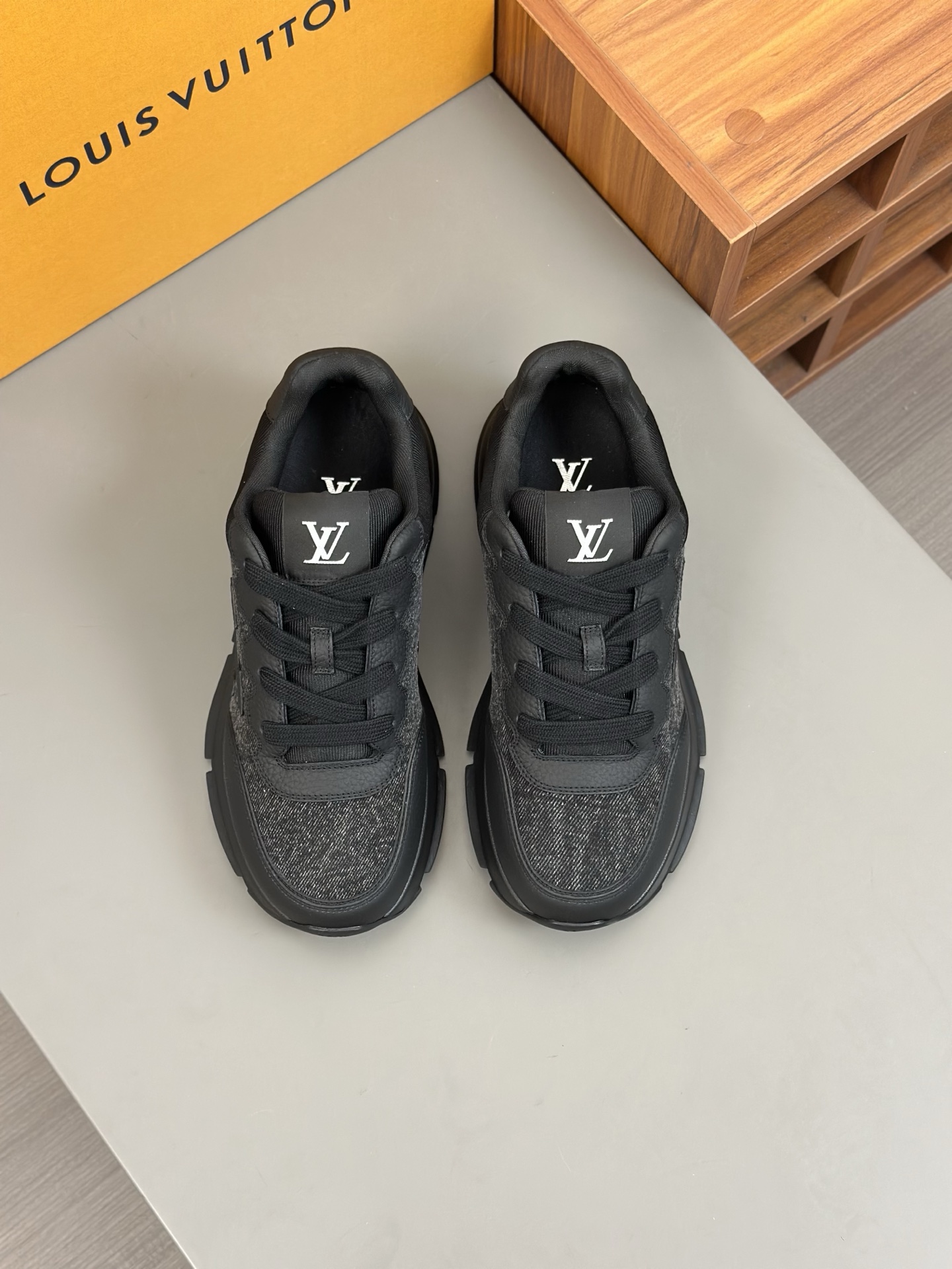 LV 00309