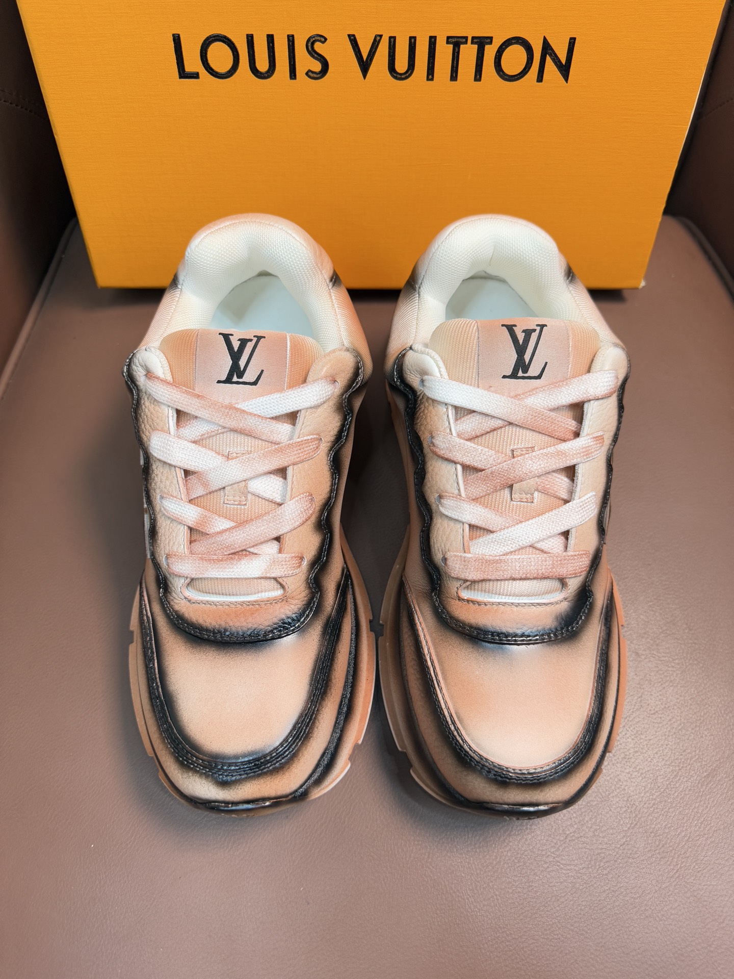 LV 00366