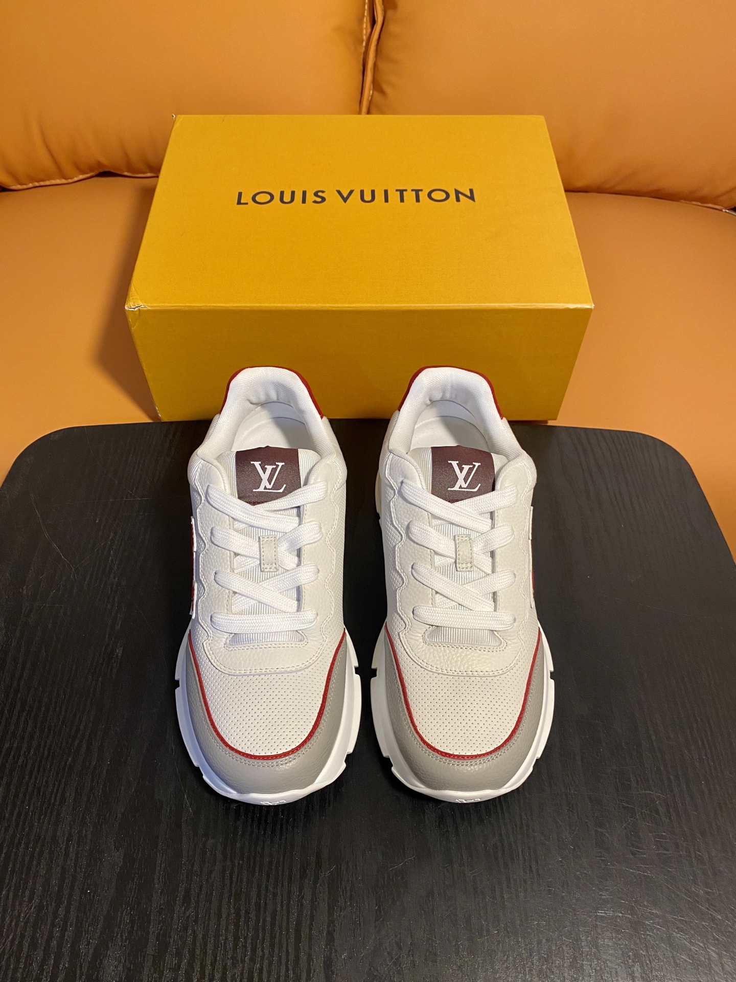 LV  00419