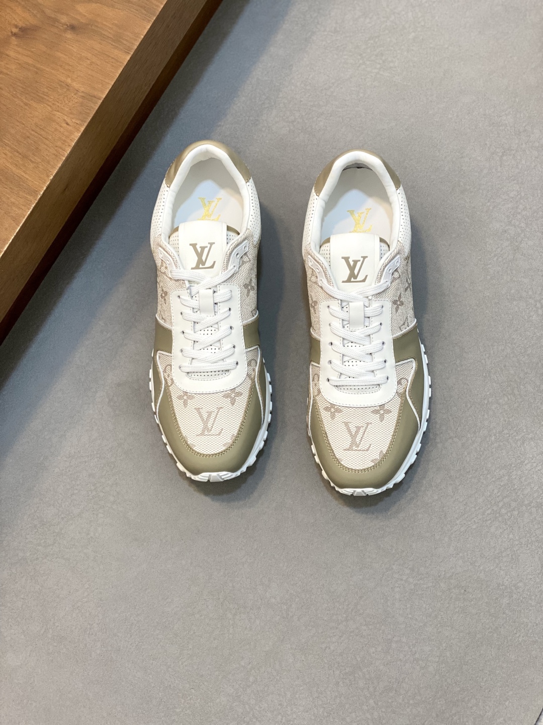 LV 00419