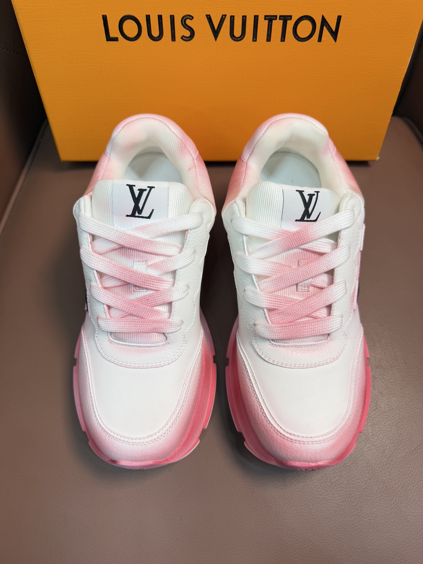 LV 00439