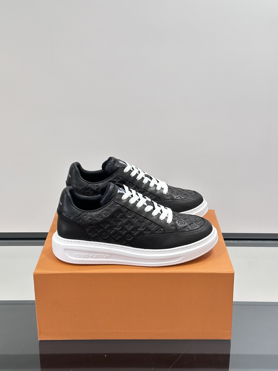LV 00479