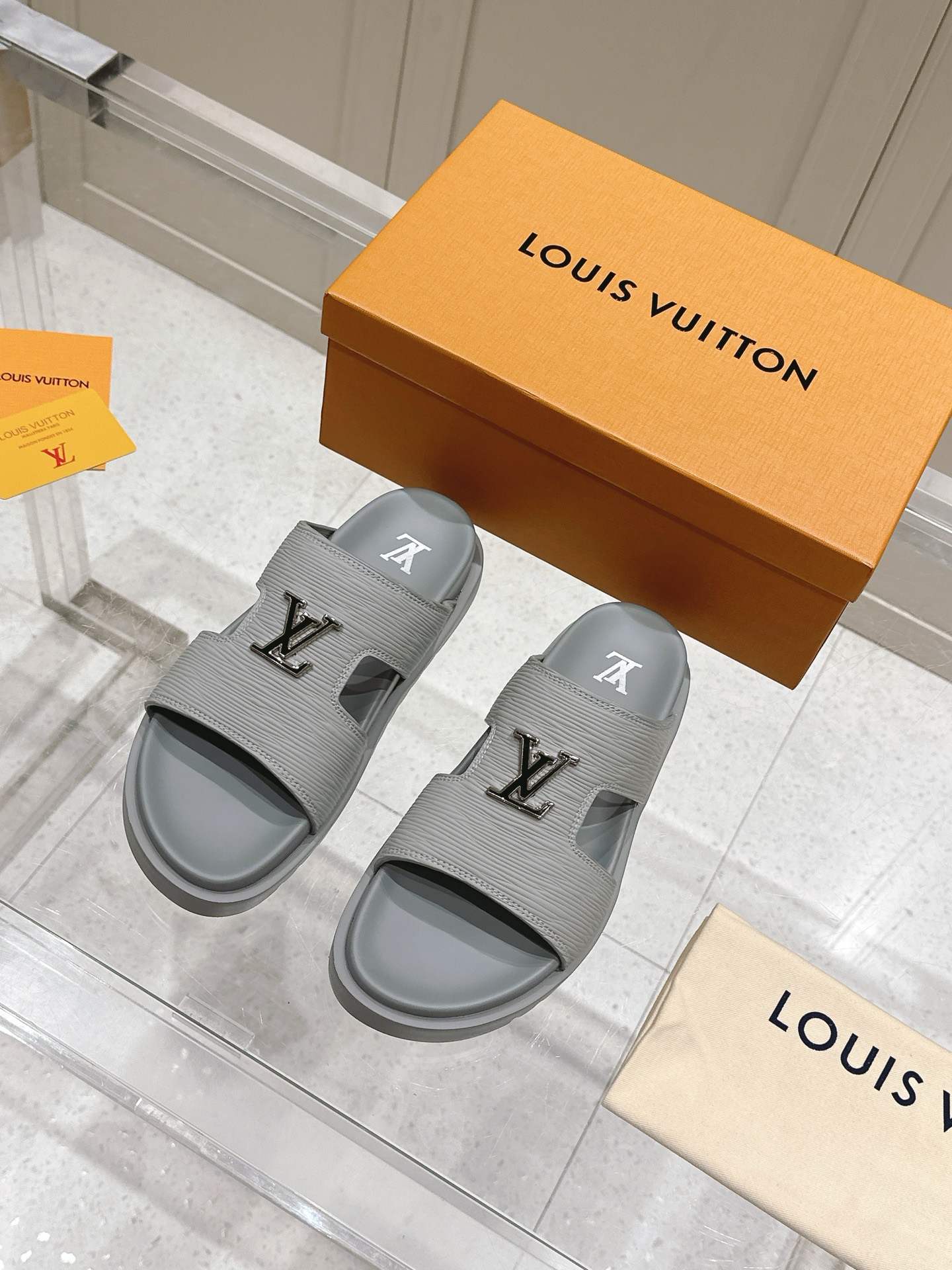 LV 00629