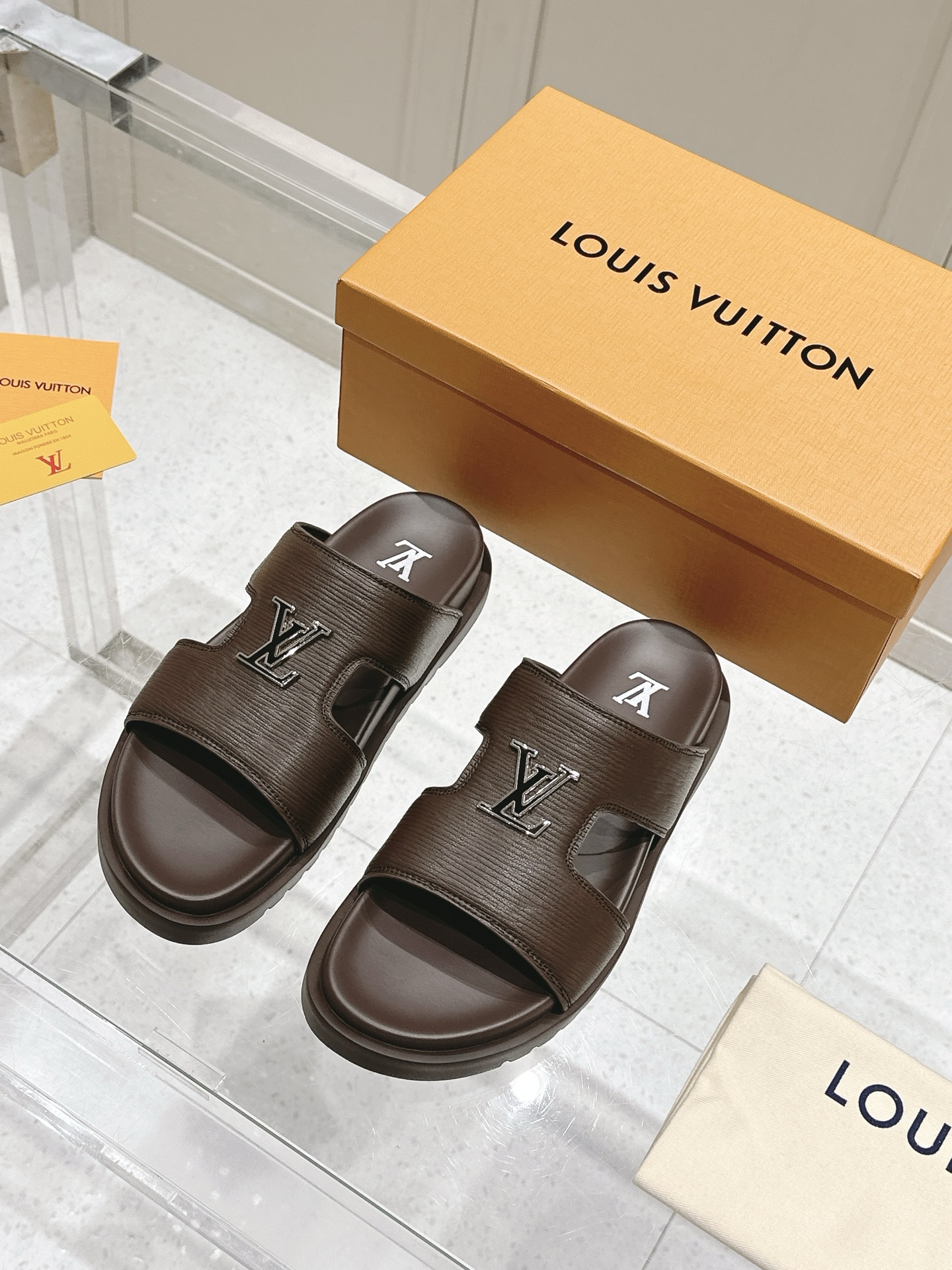 LV 00639