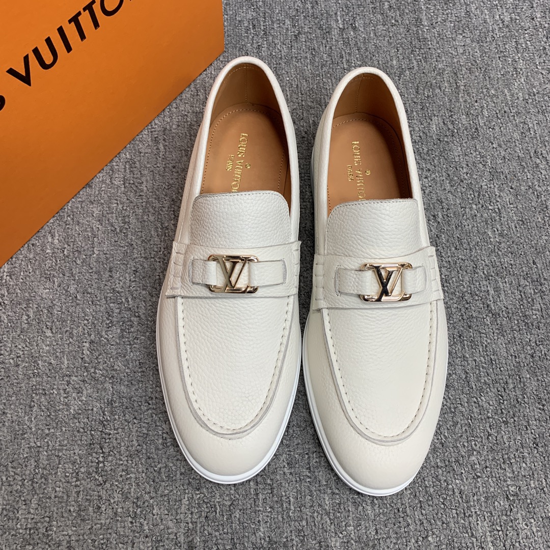 LV 00689