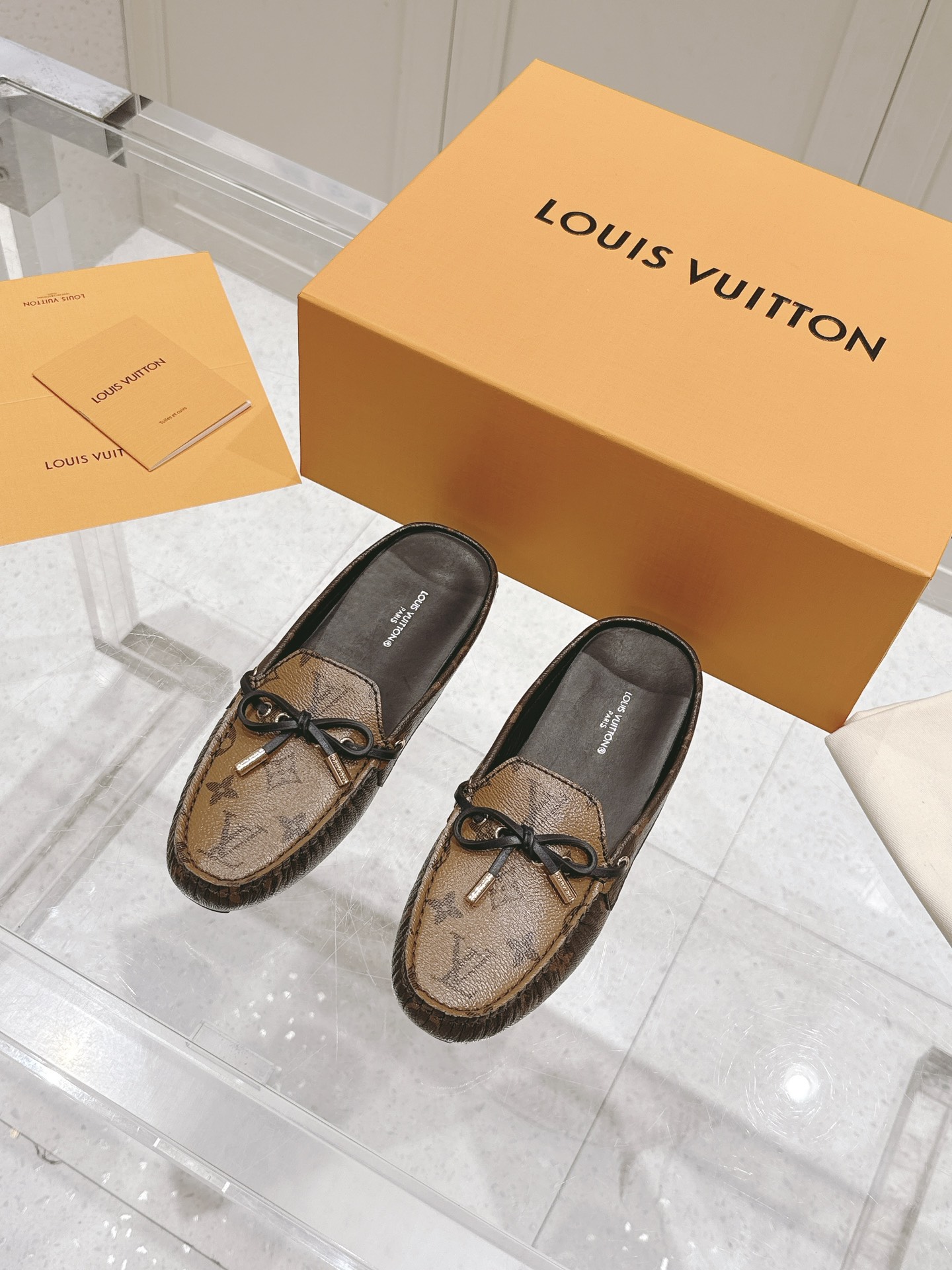 LV 00739