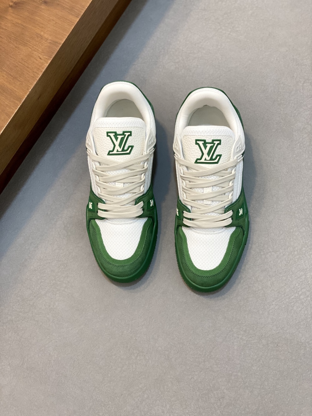 LV 00789