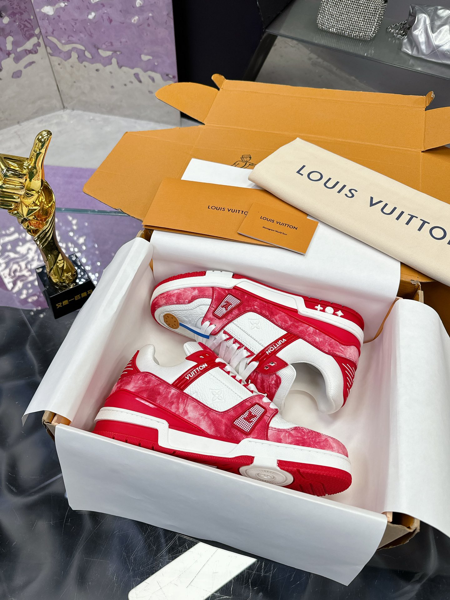 LV 00959