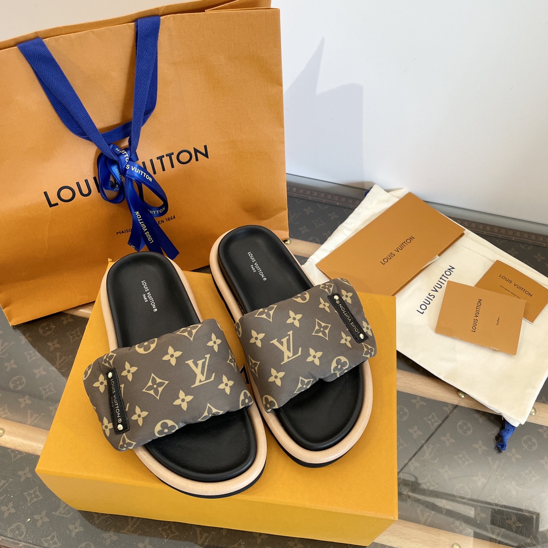 LV 01009