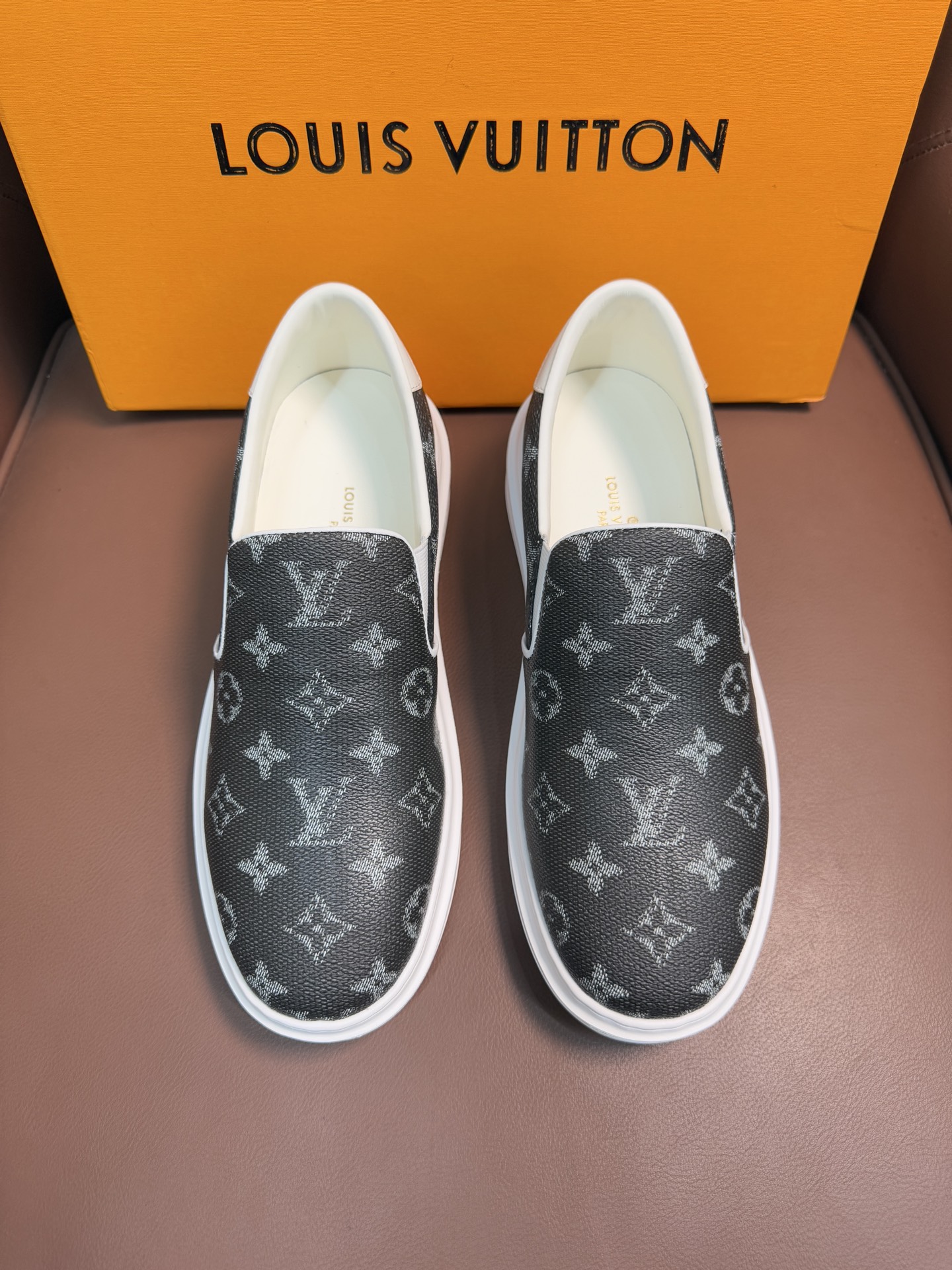 LV 01209