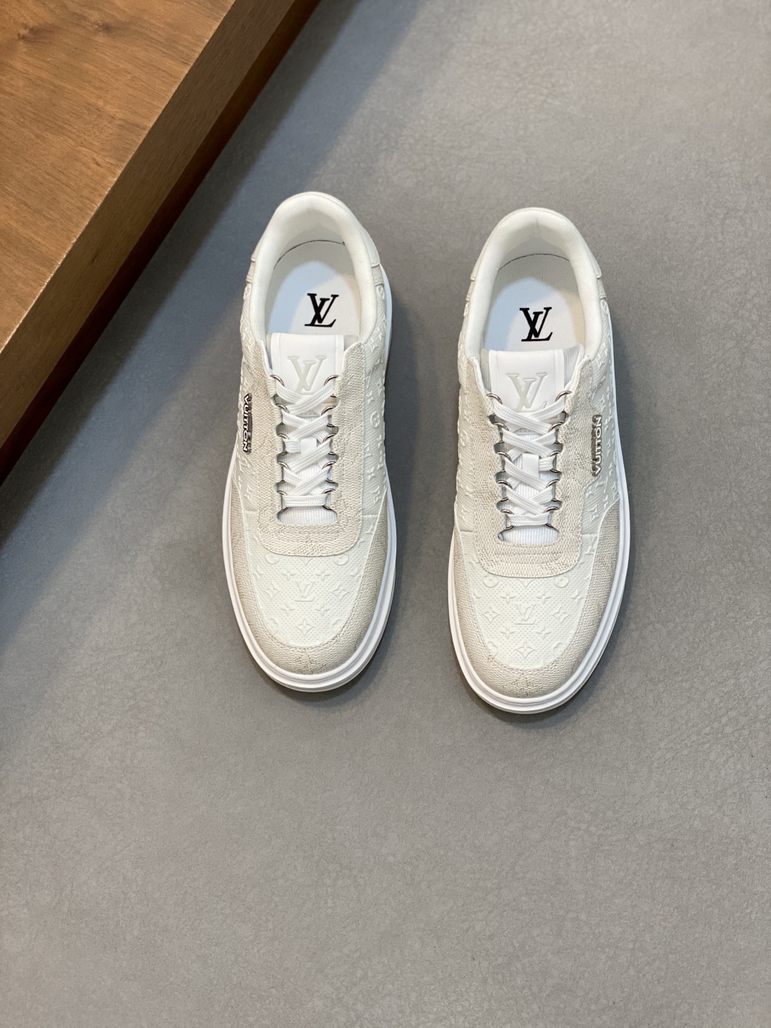 LV 01339