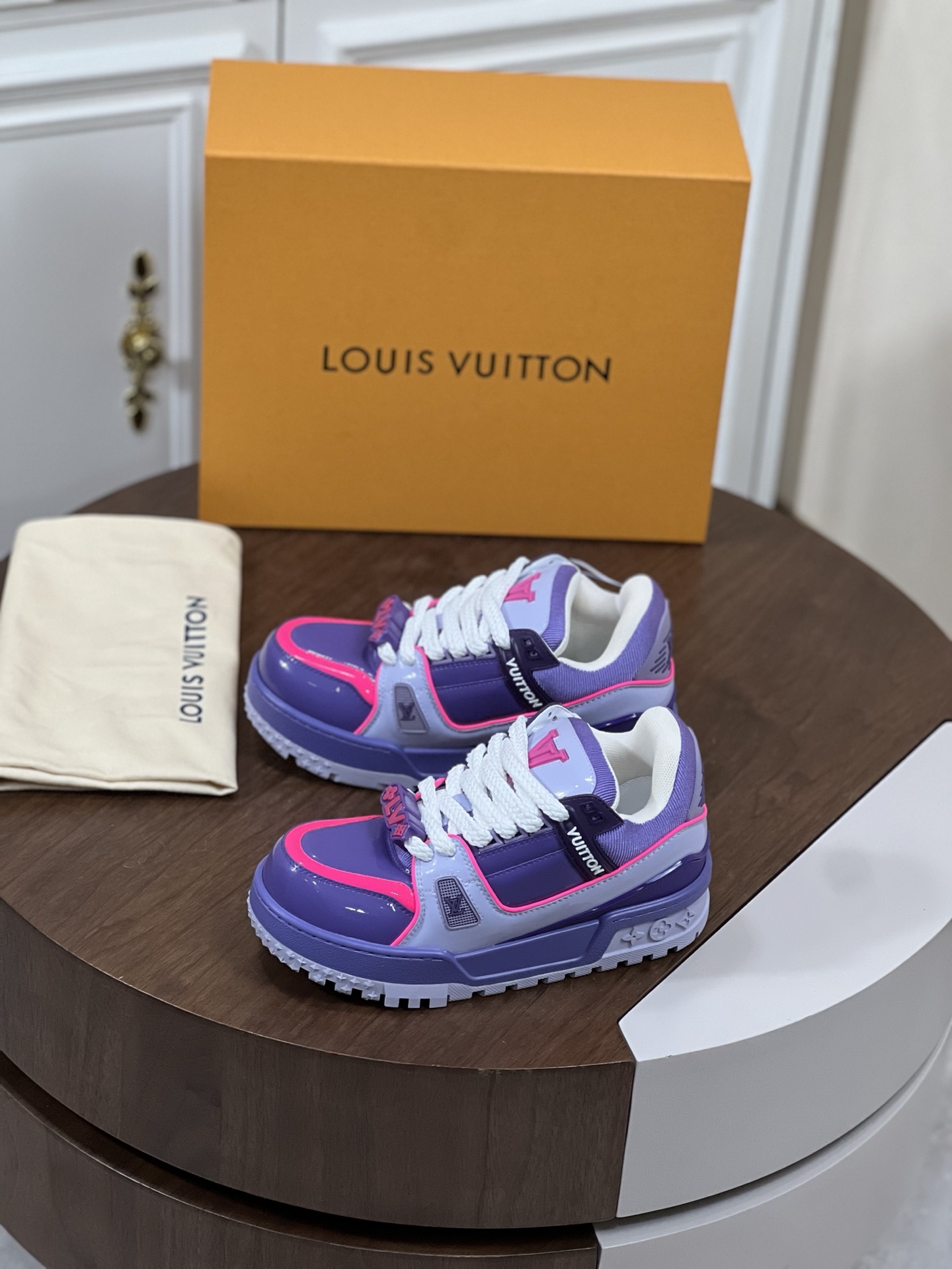 LV 01399