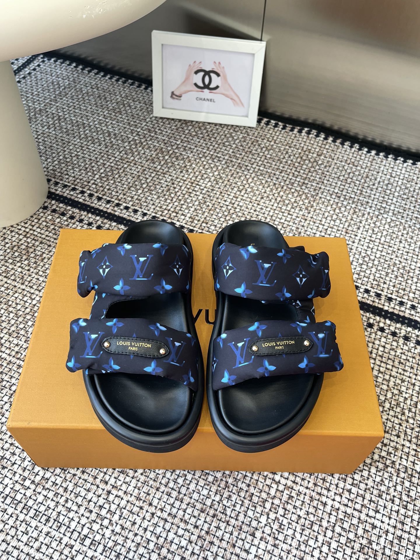 LV 01429